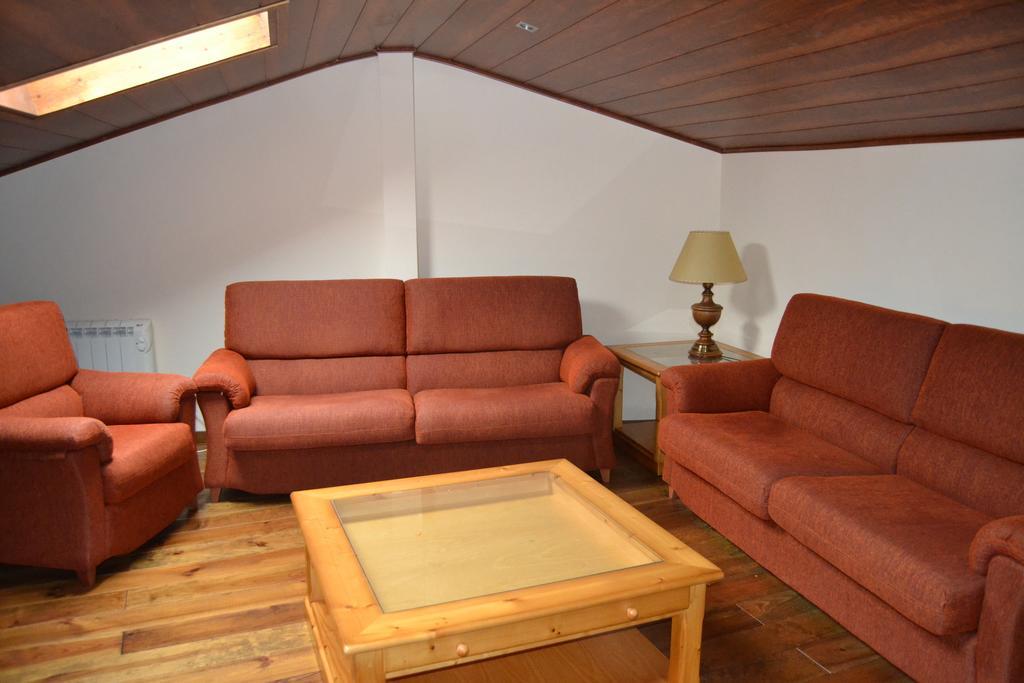 Hostal La Muntanya Кастеллар-де-Н'уг Экстерьер фото