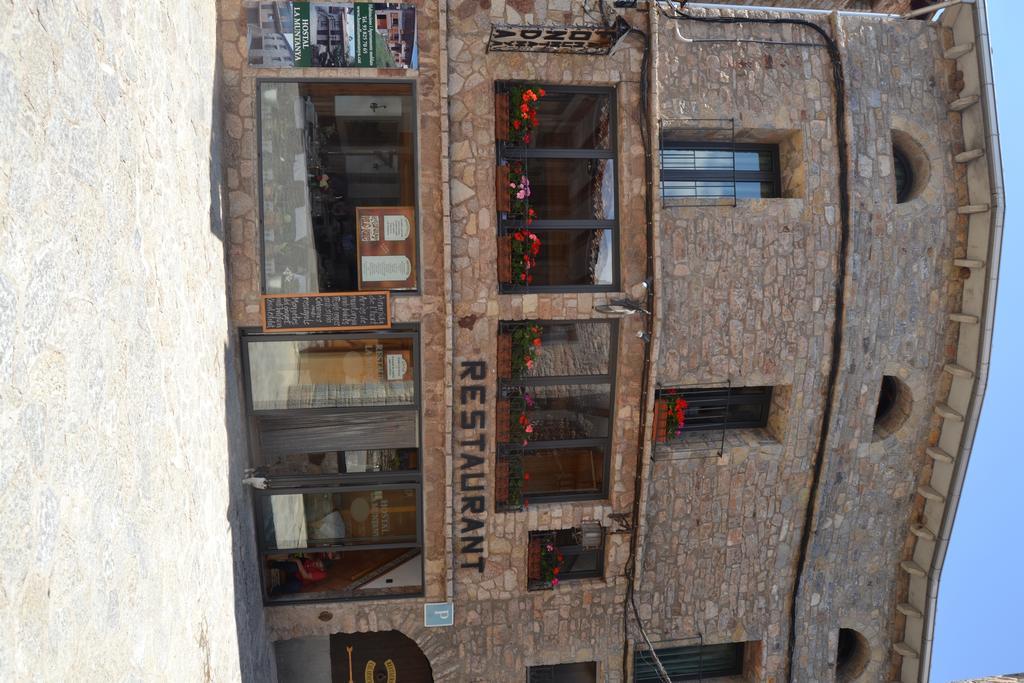 Hostal La Muntanya Кастеллар-де-Н'уг Экстерьер фото