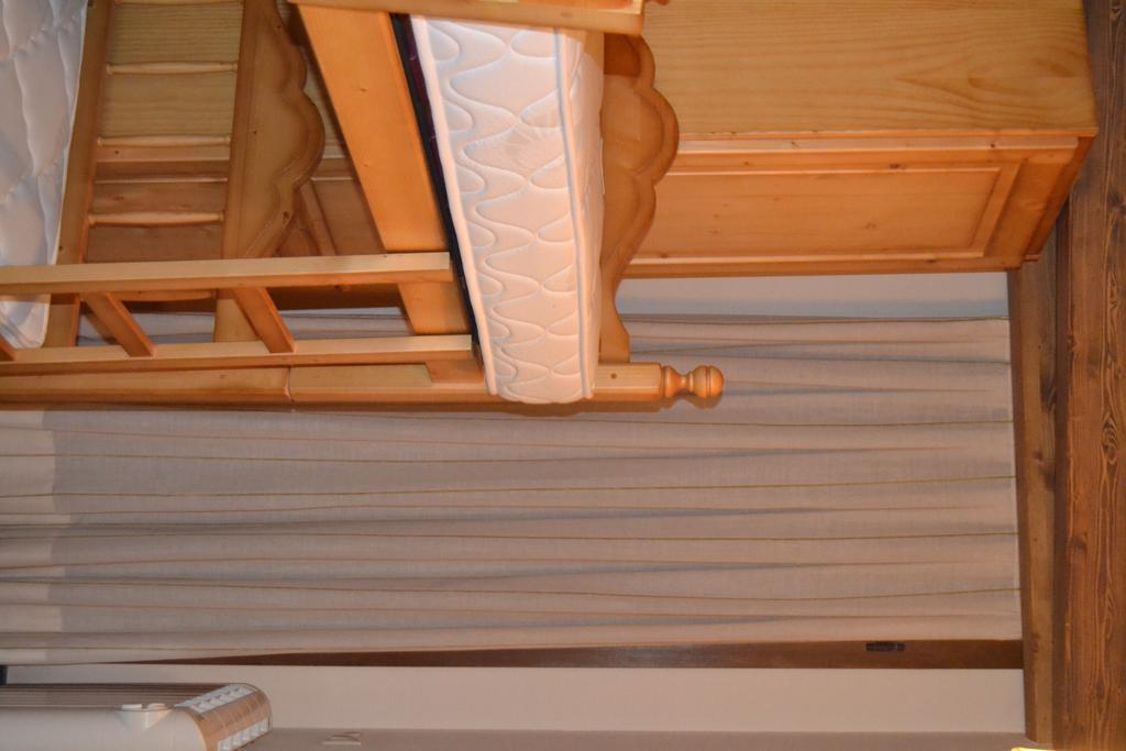 Hostal La Muntanya Кастеллар-де-Н'уг Экстерьер фото